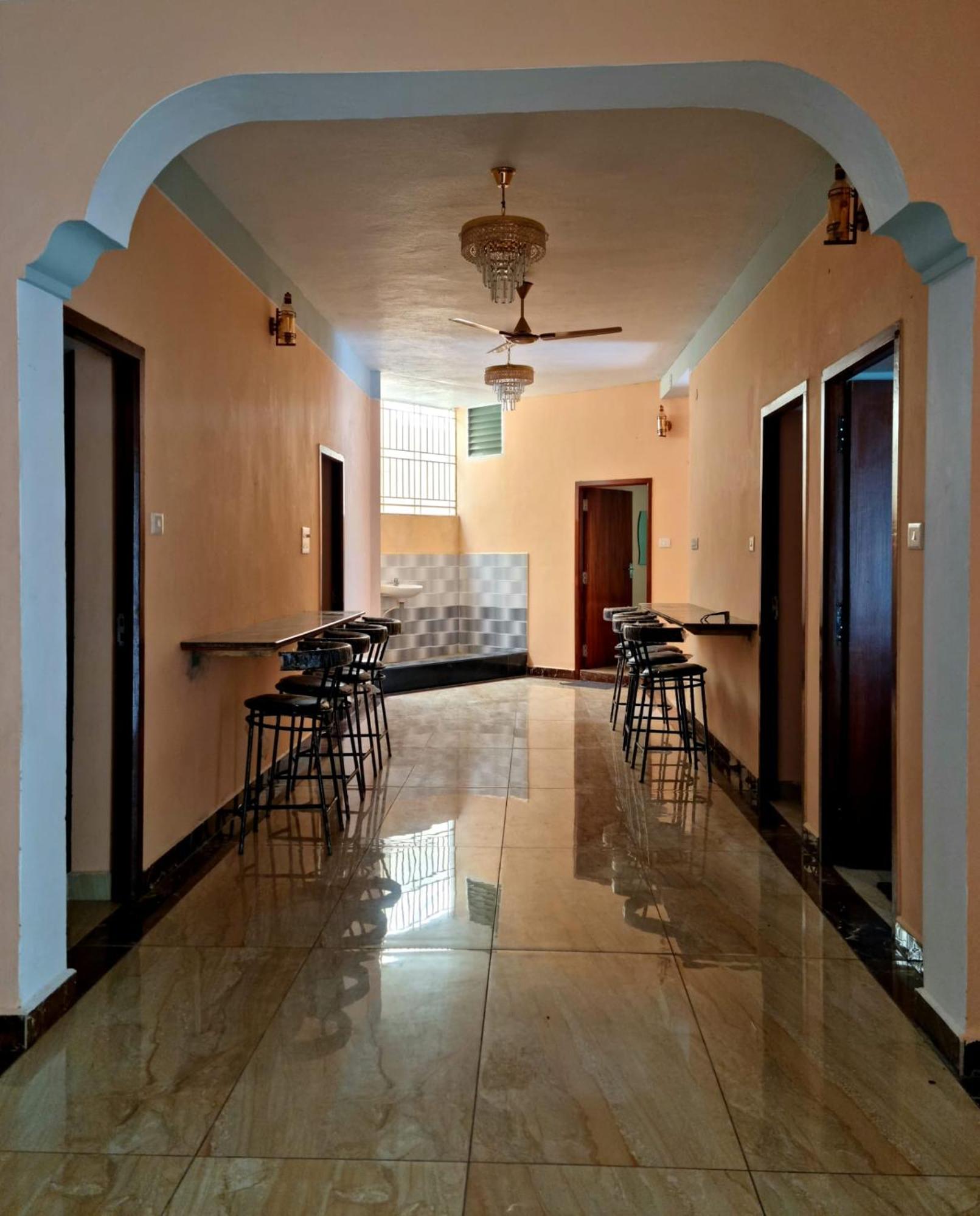La Villa Pondi Cherie Centertownbeachauroville Pondicherry Exterior foto